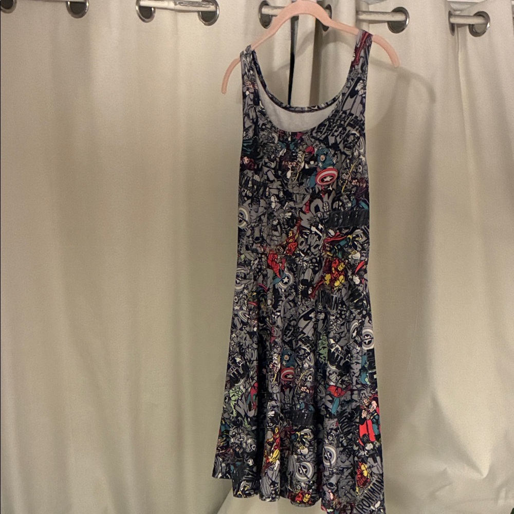 Graphic Sleeveless Dress